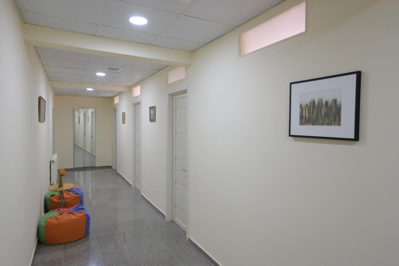 Midtown Hotel & Hostel Tbilisi Exterior foto